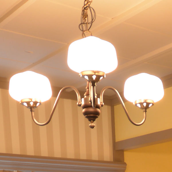 LIGHTING 照明
